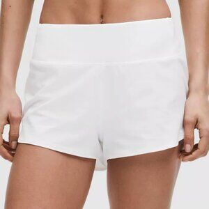 Speed Up High-Rise Lined Short 2.5" in white size 6